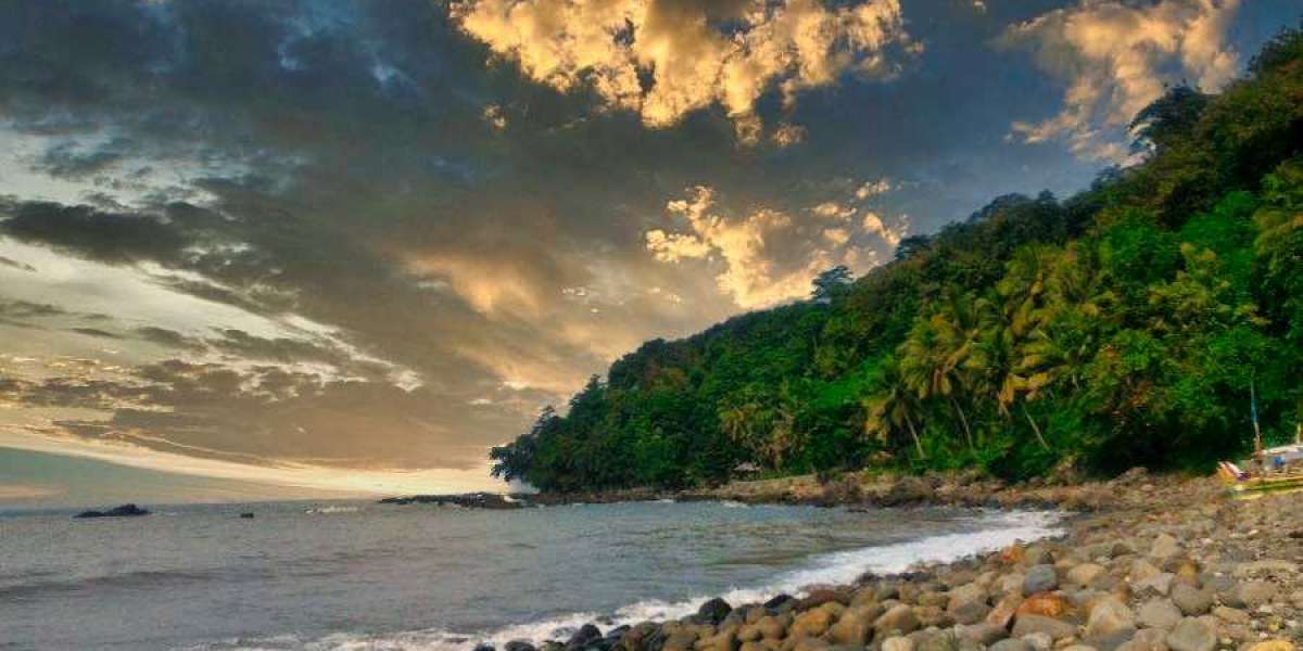 Keindahan Pantai Citarate Menjadi Wisata Unggulan Kecamatan Cilograng Lebak Banten